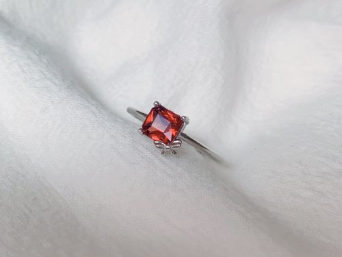 Esme Accessory 訂製款天然石榴石 純銀戒指 能量石 蝴蝶結 優雅甜美 1月生日石