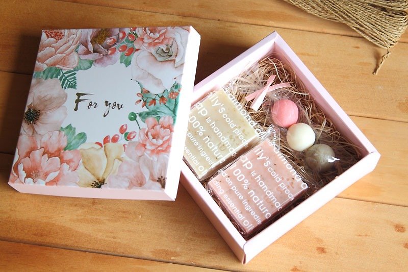 Bath and Flower Room - String Soap Gift Box - Soap - Plants & Flowers Pink