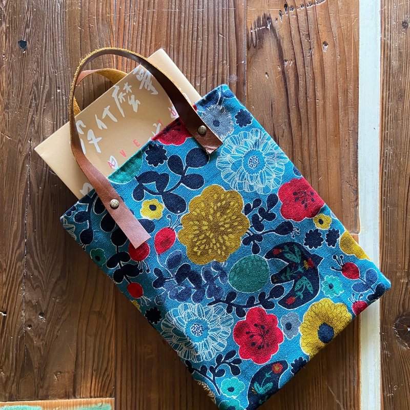 ×cloth handbag/book bag×flowers blooming - Handbags & Totes - Cotton & Hemp Blue
