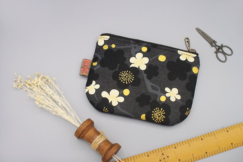 平安小樂包-經典梅花,燙金日本棉布,雙面雙色小錢包 - 長短皮夾/錢包 - 棉．麻 黑色