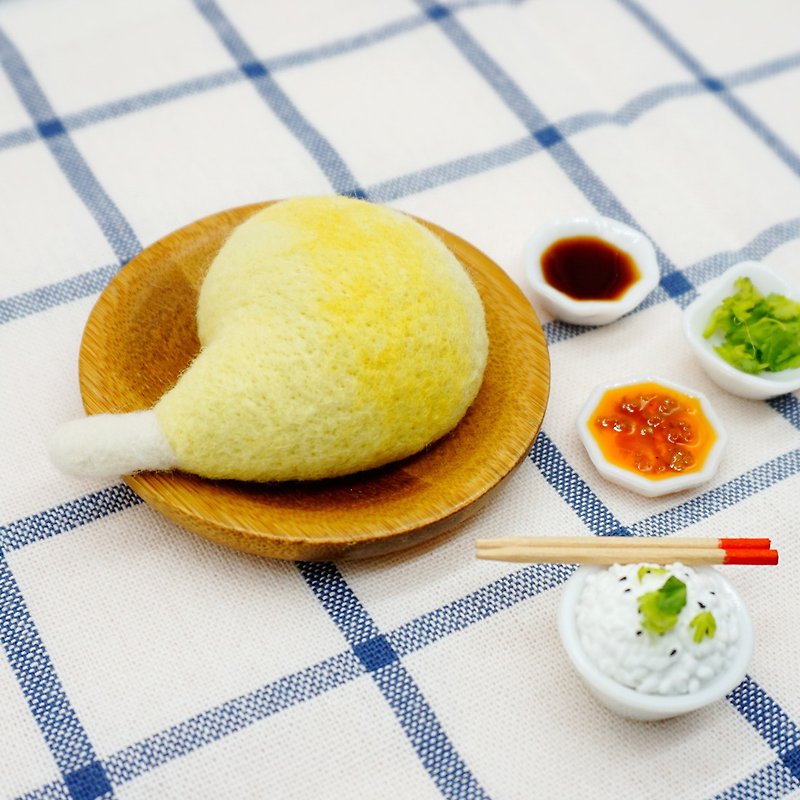 Wool felted yellow cat thigh gifts for cat lovers yummy drumstick christmas - ที่ห้อยกุญแจ - ขนแกะ สีเหลือง