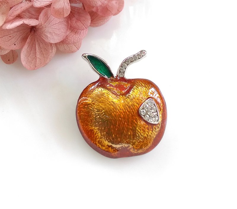 Western antique jewelry. Cute yellow orange apple pin - Badges & Pins - Other Metals Gold