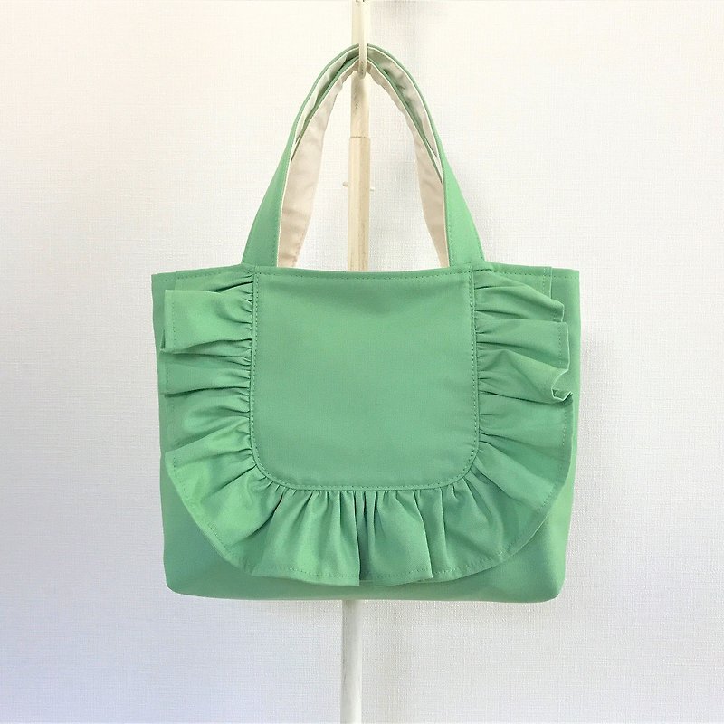 Round Frill Horizontal Tote Bag Green - กระเป๋าถือ - ผ้าฝ้าย/ผ้าลินิน สีเขียว