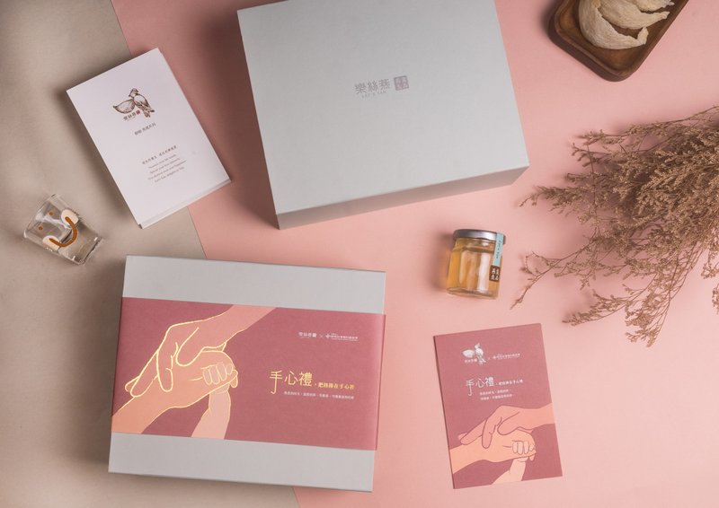 完售母親節禮盒 6入即飲鮮燉燕窩 捧在手心禮 公益聯名 送禮入門 - 養生/保健食品/飲品 - 新鮮食材 紅色