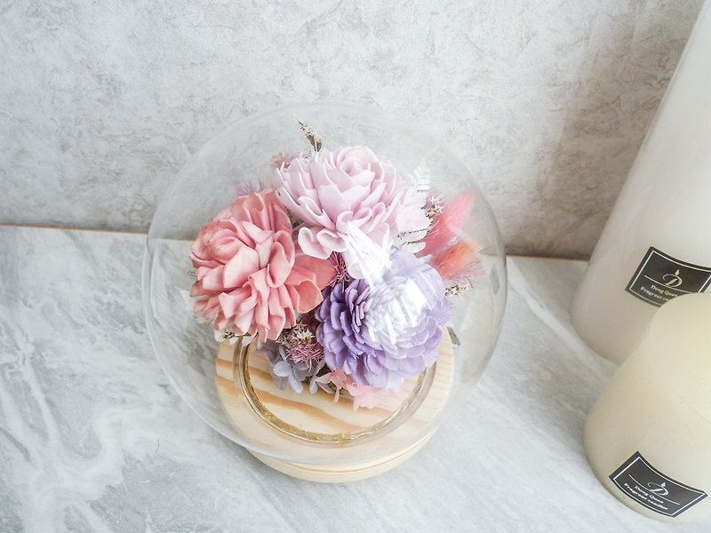 Dry Flower Glass Cover Night Light [Magic Charm Purple] Wedding Gift/Valentine's Day/Birthday/Customized - โคมไฟ - พืช/ดอกไม้ สีม่วง