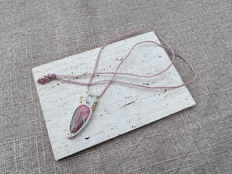 230651 Macrame Stone woven necklace - Necklaces - Semi-Precious Stones Pink