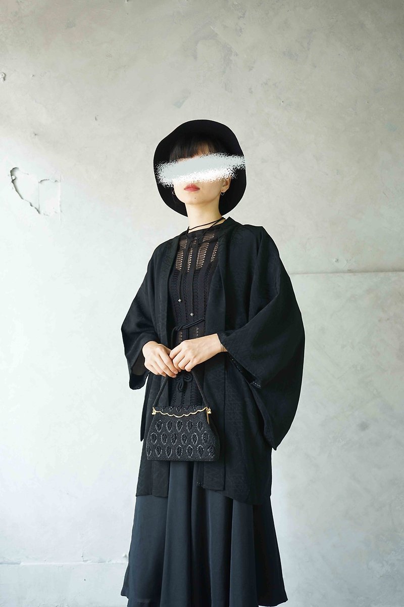Treasure Hunt Vintage-Japanese Kimono Black Ukiyoe Jade Silk Haori Cardigan Jacket - เสื้อแจ็คเก็ต - เส้นใยสังเคราะห์ สีดำ