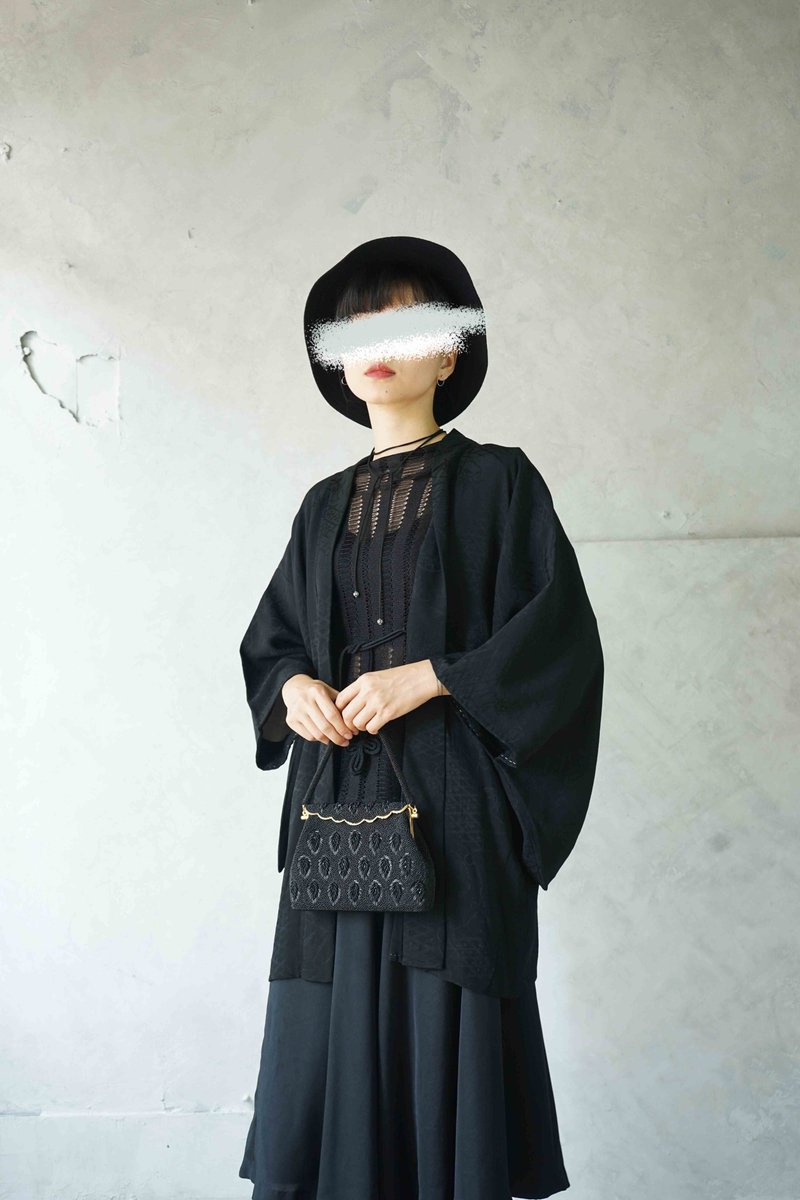 尋寶古著-日式和服黑色浮世繪緹花絹料羽織開襟外套罩衫 - 女大衣/外套 - 聚酯纖維 黑色