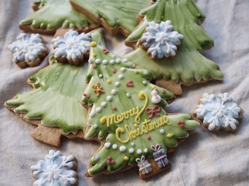 BIG Christmas tree Organic Decoration Cookies Wooden Gift Box - Handmade Cookies - Other Materials Green