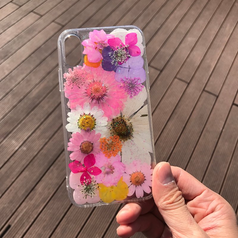 iPhone X Dry Pressed Flowers Case Pink Daisy Flower case 018 - เคส/ซองมือถือ - พืช/ดอกไม้ สึชมพู