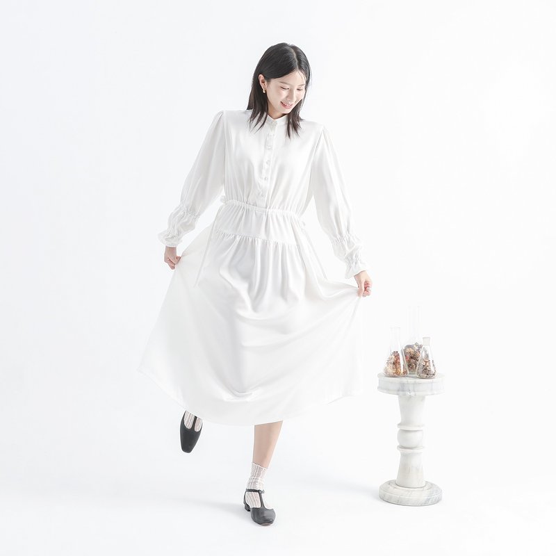 Ruyi_ruyi pleated multi-layered dress_24AF107_white - ชุดเดรส - เส้นใยสังเคราะห์ ขาว