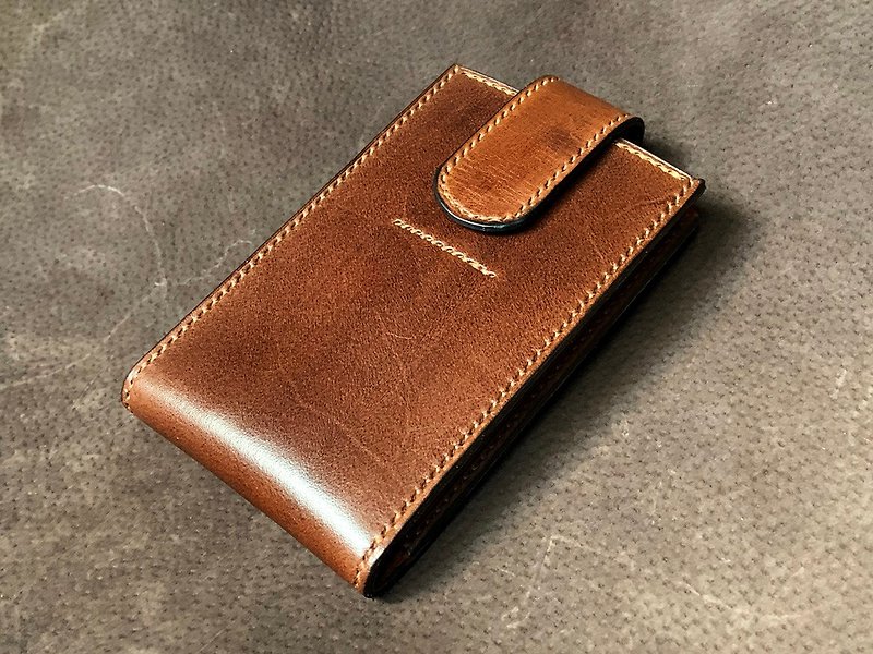 Cowhide vegetable tanned leather mobile phone bag pull-out mobile phone bag size and color can be customized with English letters printed - Other - Genuine Leather Multicolor