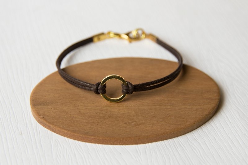 Circle / hand-woven bracelet