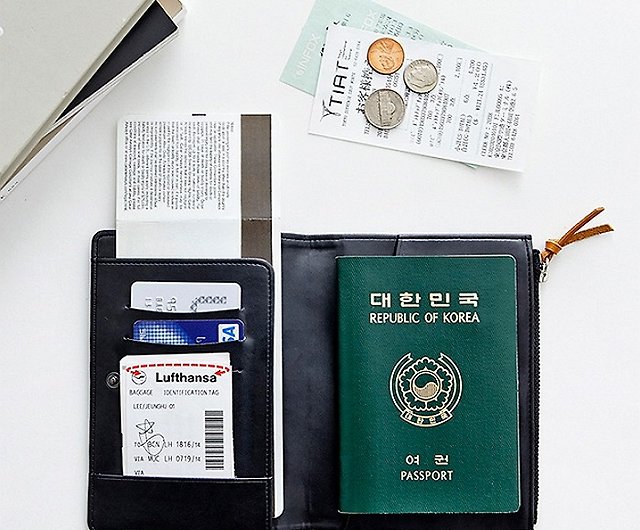 パスポートジッパーフォルダのZIP PASSPORT COVERの搭乗券のパスポート ...