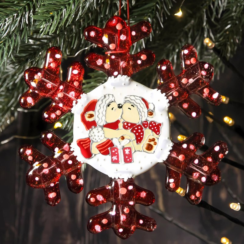 Christmas Bears Snowflake Ornament - XXL Fused Glass Holiday Decor - Unique Gift - 擺飾/家飾品 - 玻璃 紅色