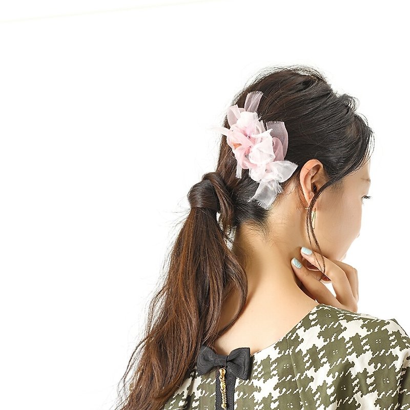 【NEW】 <mini> Blooming knitting Valletta ~ Astragalus - Hair Accessories - Polyester Pink