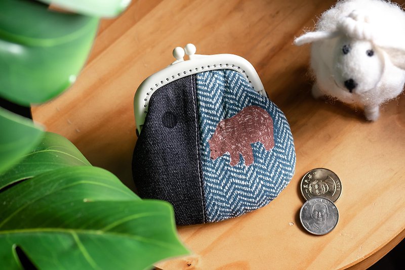 [Splicing Bear] Coin Purse#小口金包#cute#Japanese#storage - กระเป๋าใส่เหรียญ - ผ้าฝ้าย/ผ้าลินิน สีน้ำเงิน