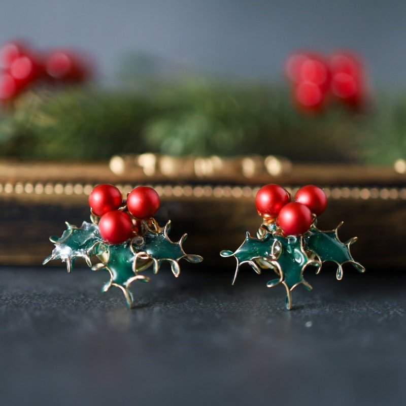 柊　ひいらぎ　のピアス　イヤリング - 耳環/耳夾/耳骨夾 - 樹脂 紅色