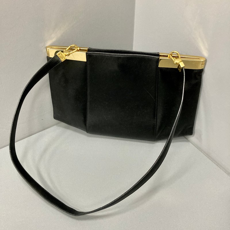 GENNY Italian leather fashion brand antique bag shoulder short side back vintage - Handbags & Totes - Genuine Leather Black
