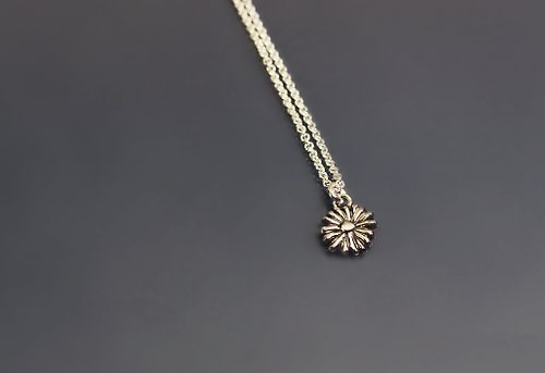 Maple jewelry design 花系列-小雛菊925銀項鍊