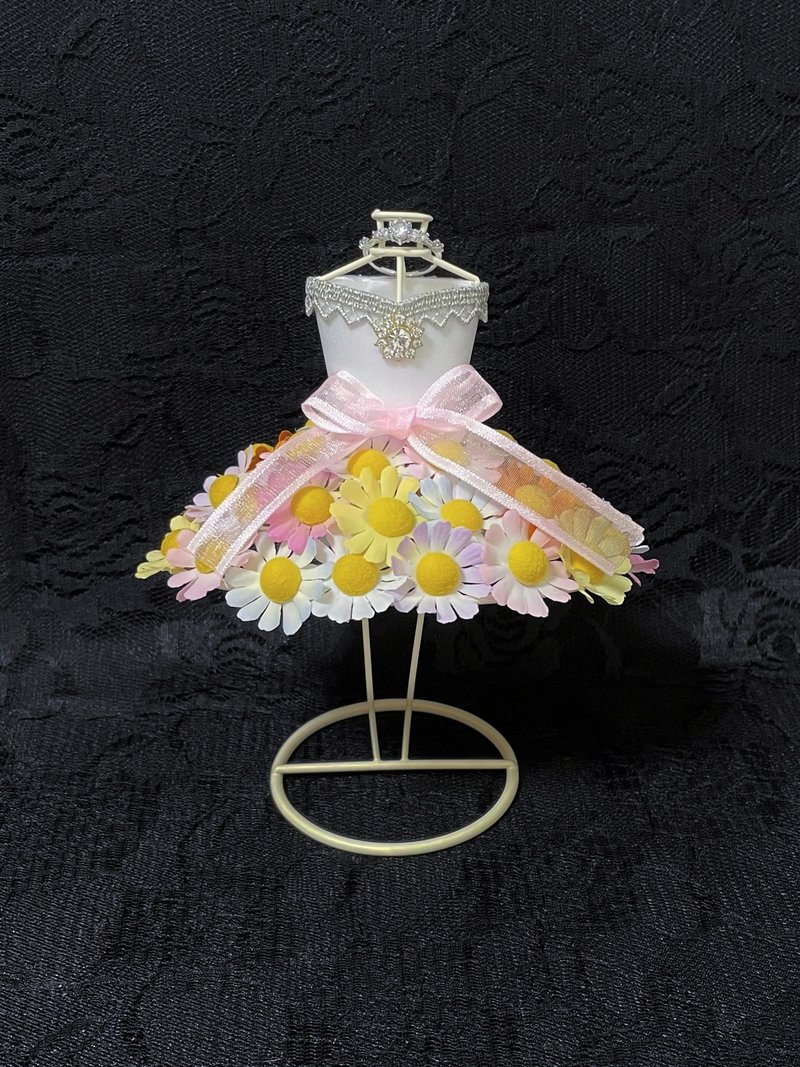 フラワーバレエチュチュのアクセサリーラック - 擺飾/家飾品 - 其他金屬 粉紅色