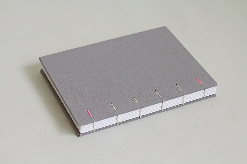 Handbound Notebook - Hard Cover with Gray Ramie Cotton Cloth, Coptic Binding - สมุดบันทึก/สมุดปฏิทิน - กระดาษ สีเทา