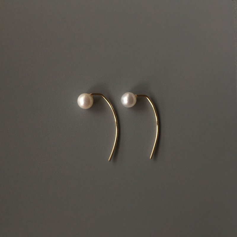 K14gf Pearl Earring - 耳環/耳夾/耳骨夾 - 珍珠 白色