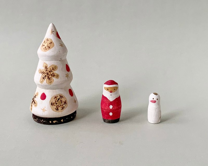 クリスマスツリー マトリョーシカ　サンタさん - 擺飾/家飾品 - 木頭 紅色