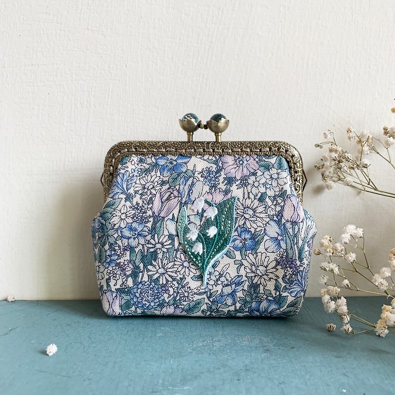 British style retro flower purse / card package - Coin Purses - Cotton & Hemp Multicolor