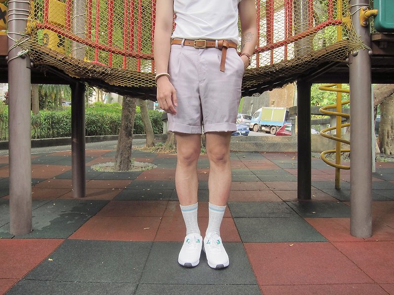 Chainloopプリーツ赤と白のストライプカジュアルパンツスーツパンツバミューダパンツ台湾デザイナー - パンツ メンズ - コットン・麻 