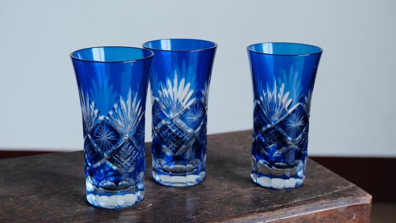 Japanese Showa Kiriko cage pattern glass - Cups - Glass Blue