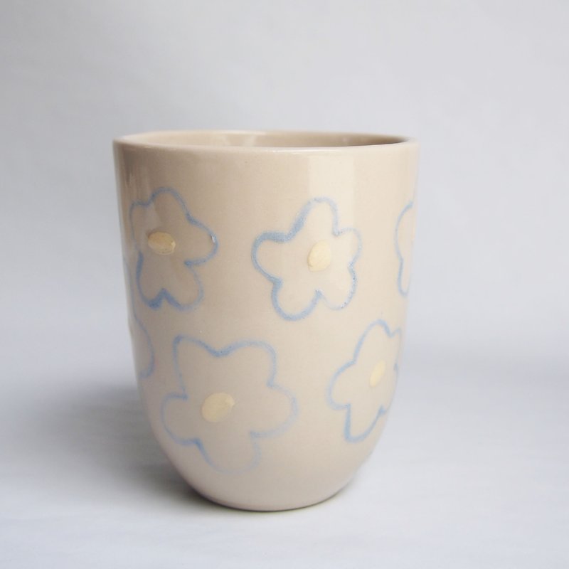 Blooming ceramic handmade - Mugs - Pottery 