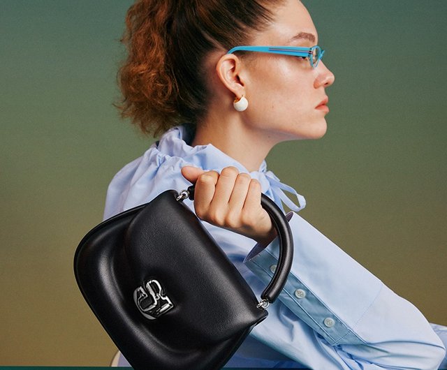 【新品・即日発送】QUNG qung 쿵 レジェソフトレザーハンドバッグ トープ 楽天市場】CBAG1 持ちやすい 取っ手付き クラッチバッグ