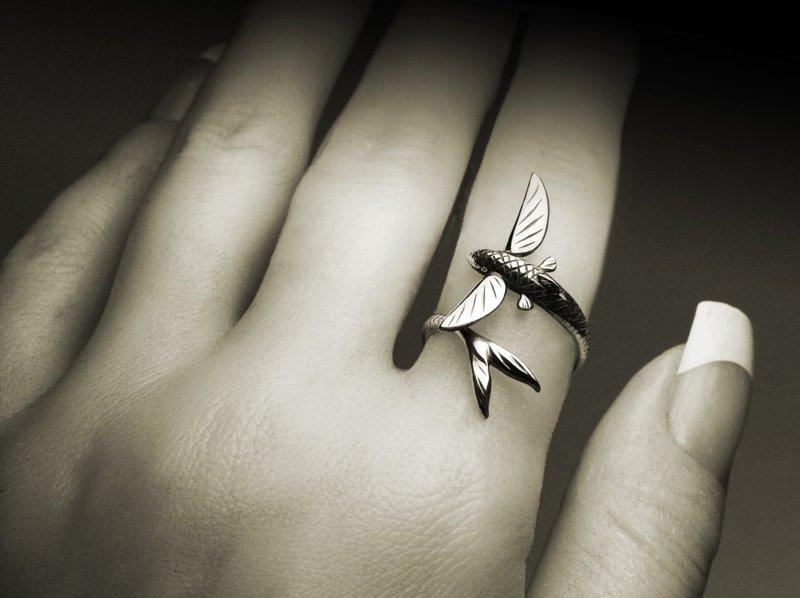 Flying fish ring - General Rings - Other Metals Silver