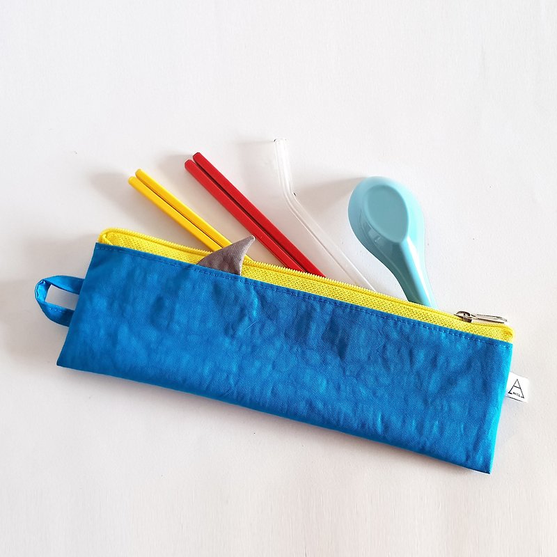 Here comes the shark, eco-friendly tableware bag/2 people or more/blue sea shark [gift/gift] - ตะเกียบ - ผ้าฝ้าย/ผ้าลินิน สีน้ำเงิน