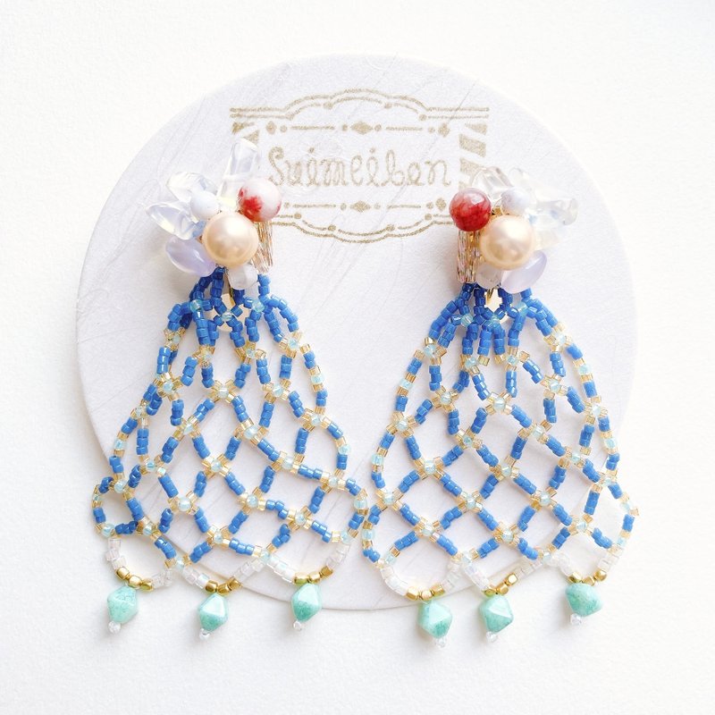 lacy beads　耳飾　royal blue - 耳環/耳夾/耳骨夾 - 玻璃 藍色