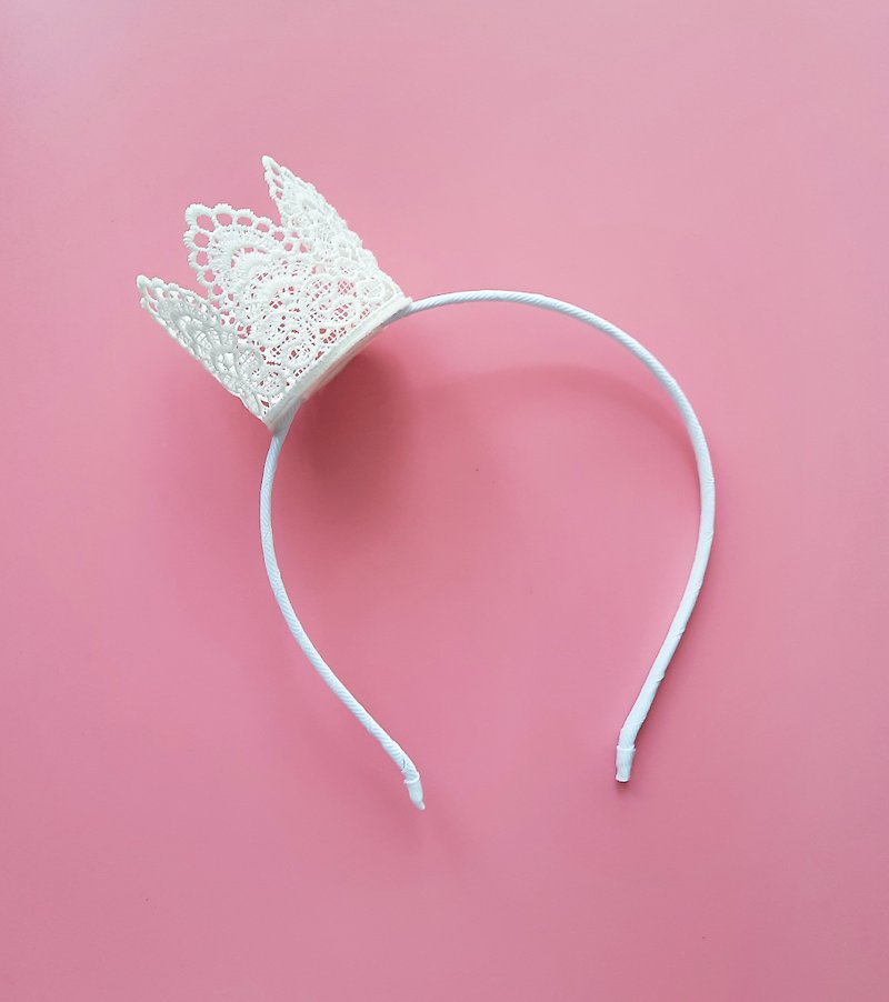 White lace crown headband