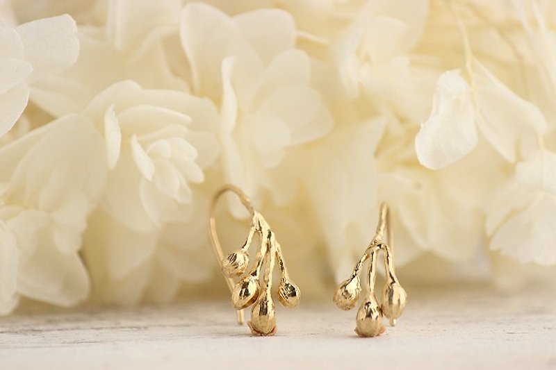 K18GP rose fruit earrings - ต่างหู - โลหะ สีทอง