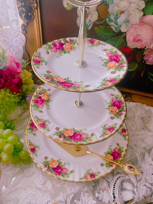 ✳︎希少✳︎ロイヤルアルバート ムーンライトローズ ケーキスタンド 3