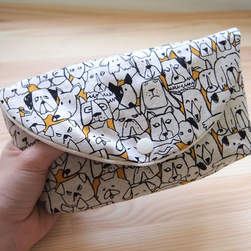 There are dogs in the three compartments light hand bag - Clutch Bags - Cotton & Hemp 