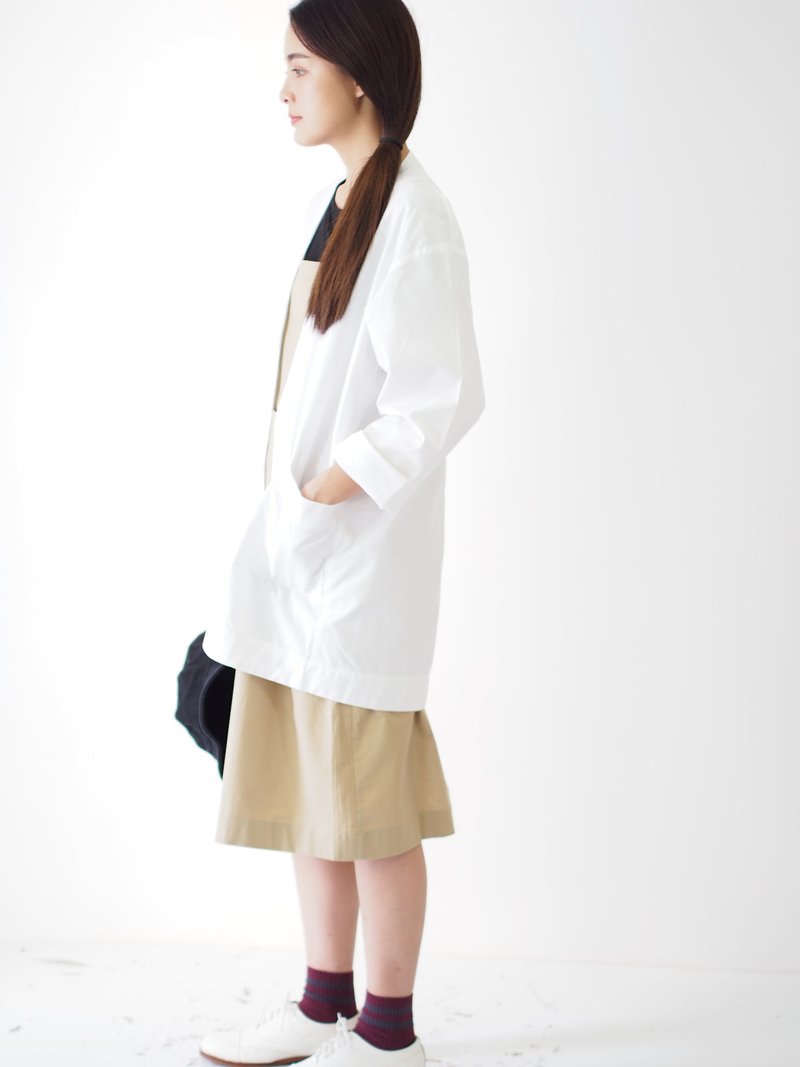 ManiBleu Big Cover Long Sleeve - White - 女西裝外套 - 棉．麻 白色
