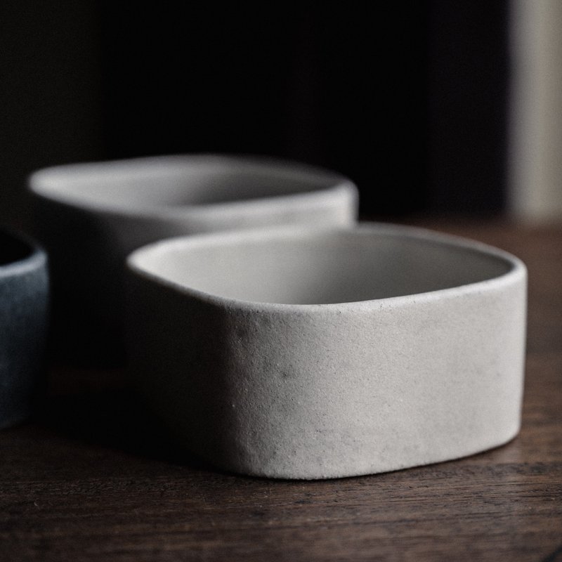 方淺杯  踏雪 - 碗 - 陶 