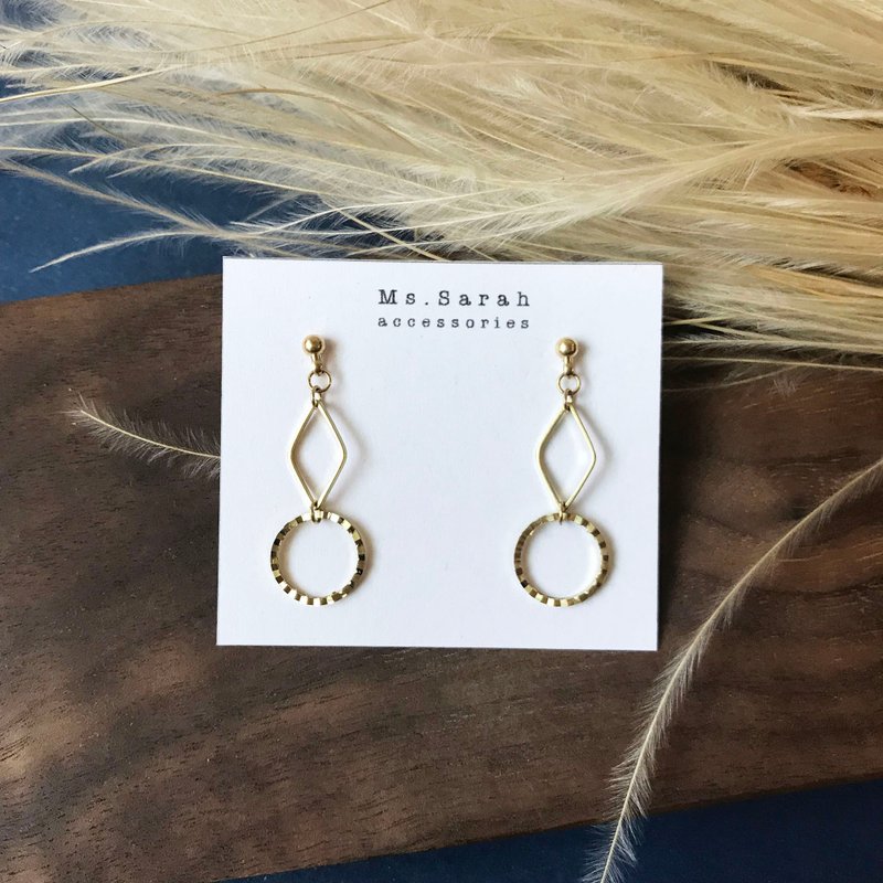 黃銅耳環_馬戲團(可改夾) - 耳環/耳夾/耳骨夾 - 銅/黃銅 金色