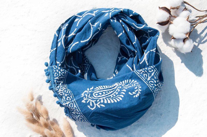 Blue dyed silk scarf/woodcut print silk scarf/plant dyed scarf/indigo fringed cotton silk scarf-ocean geometry - ผ้าพันคอถัก - ผ้าฝ้าย/ผ้าลินิน สีน้ำเงิน