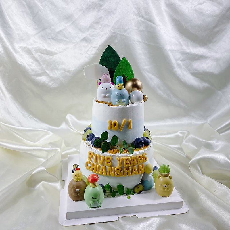 Corner Creature Birthday Cake Custom Cartoon Shaped Fondant Double Layers 4+6 Inches Face-to-face - เค้กและของหวาน - อาหารสด สีเขียว