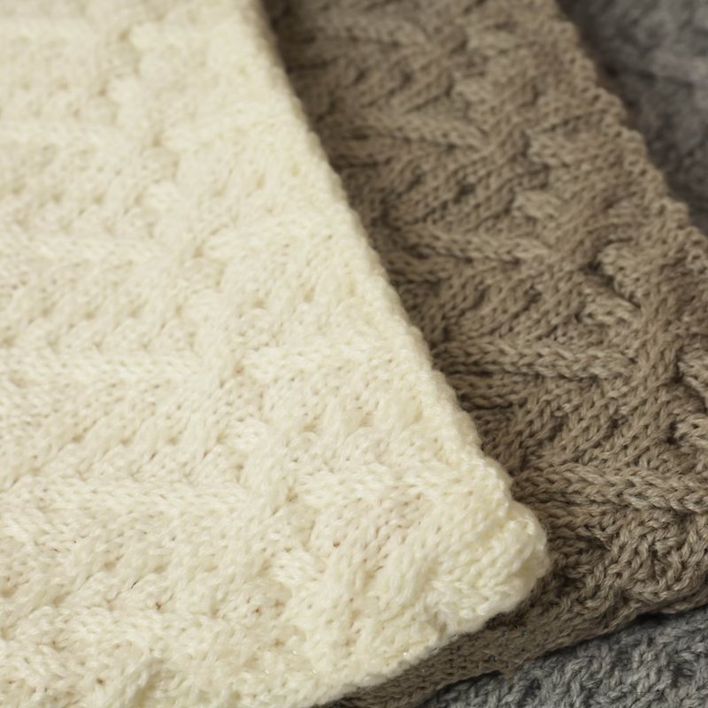 Multicolor inner brushed knitted scarf - ผ้าพันคอถัก - เส้นใยสังเคราะห์ ขาว