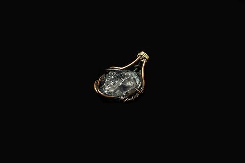 鉍元素 SBI 【水晶系列】堇青石原礦 銅纏繞心型墜飾