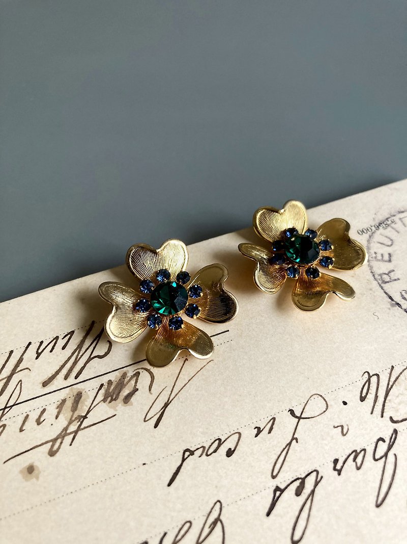 1980s Teal Stone Clip-On earrings gilded clover - Earrings & Clip-ons - Other Metals 
