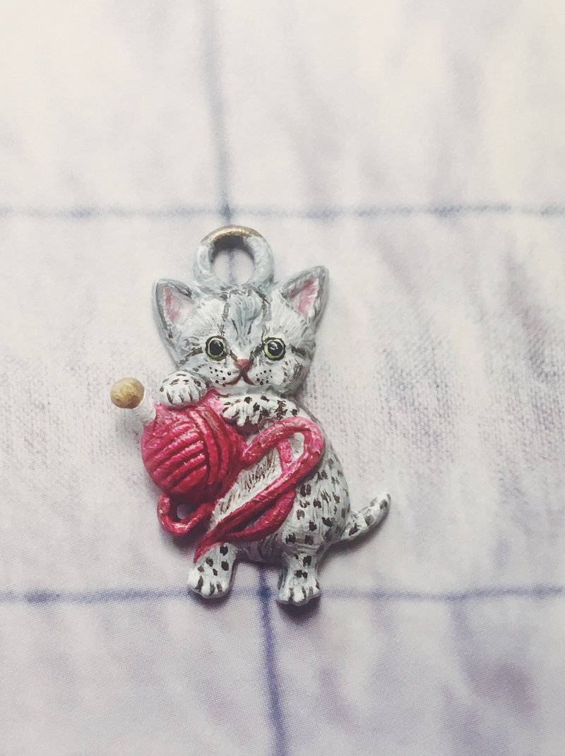 手繪墜子 - 小貓 & 毛線球 - 其他 - 銅/黃銅 灰色