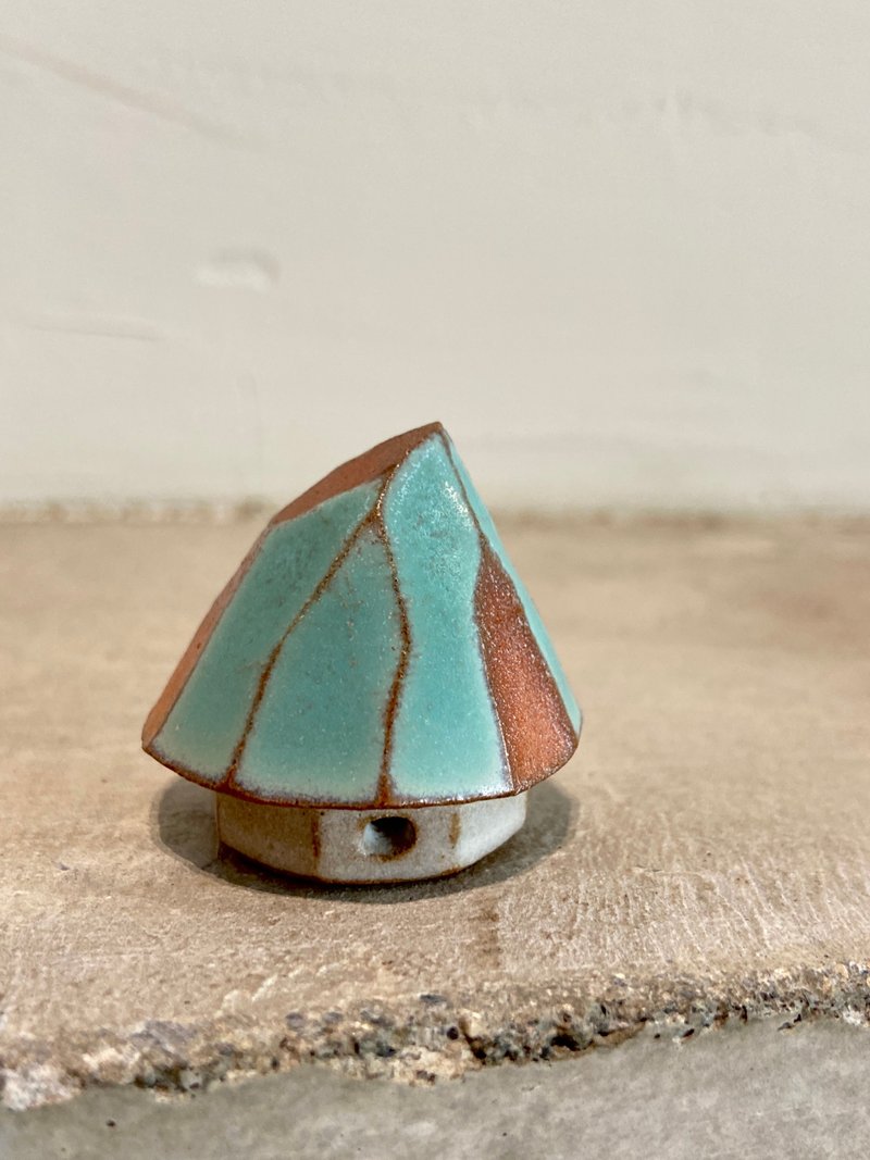 Forest Cabin - Items for Display - Pottery Blue